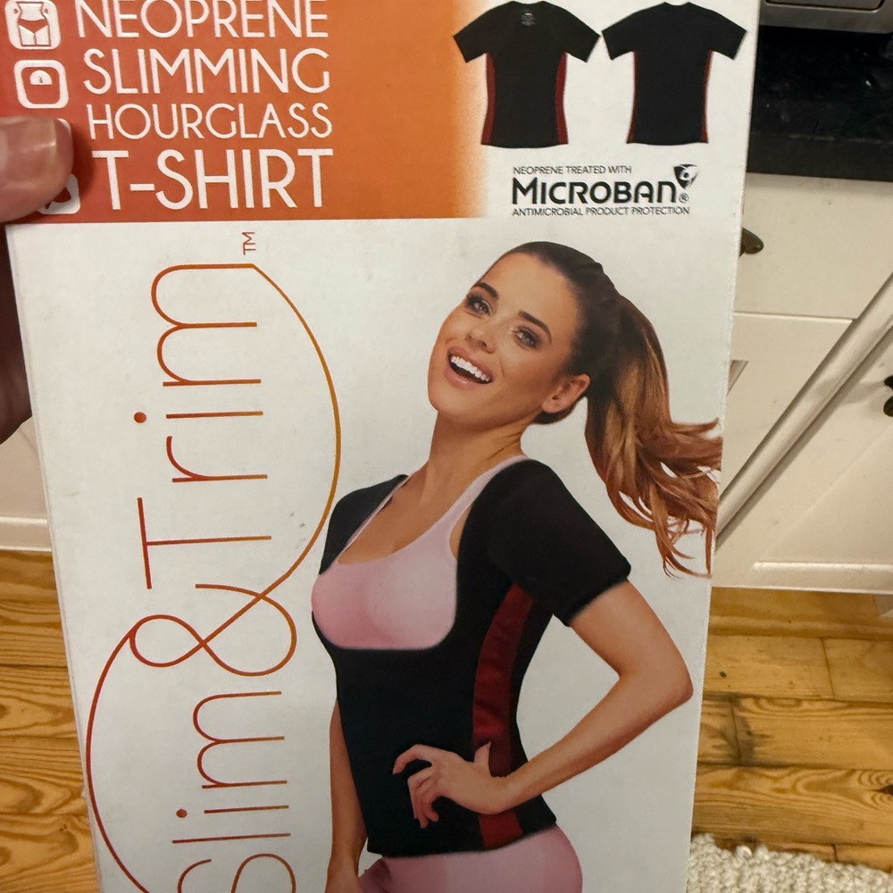 (Brand new in box) Slim & Trim Neoprene Slimming Hourglass T-Shirt size small S